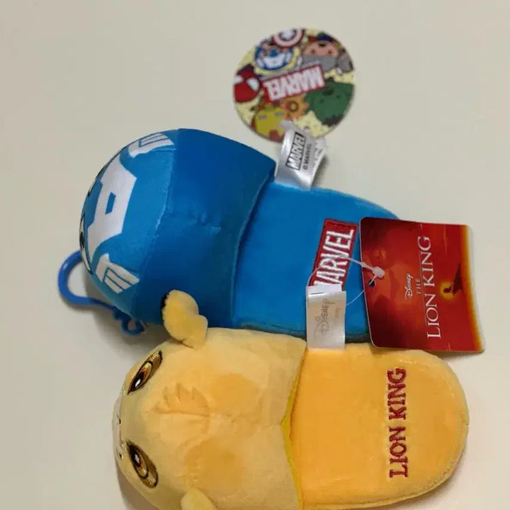 [BUNJANG] Marvel Captain America &amp; Lion King Simba Slipper Keyrings / 슬리퍼가방고리/ 마블 캡틴아메리카 / 라이온킹 심바 /슬리퍼인형키링