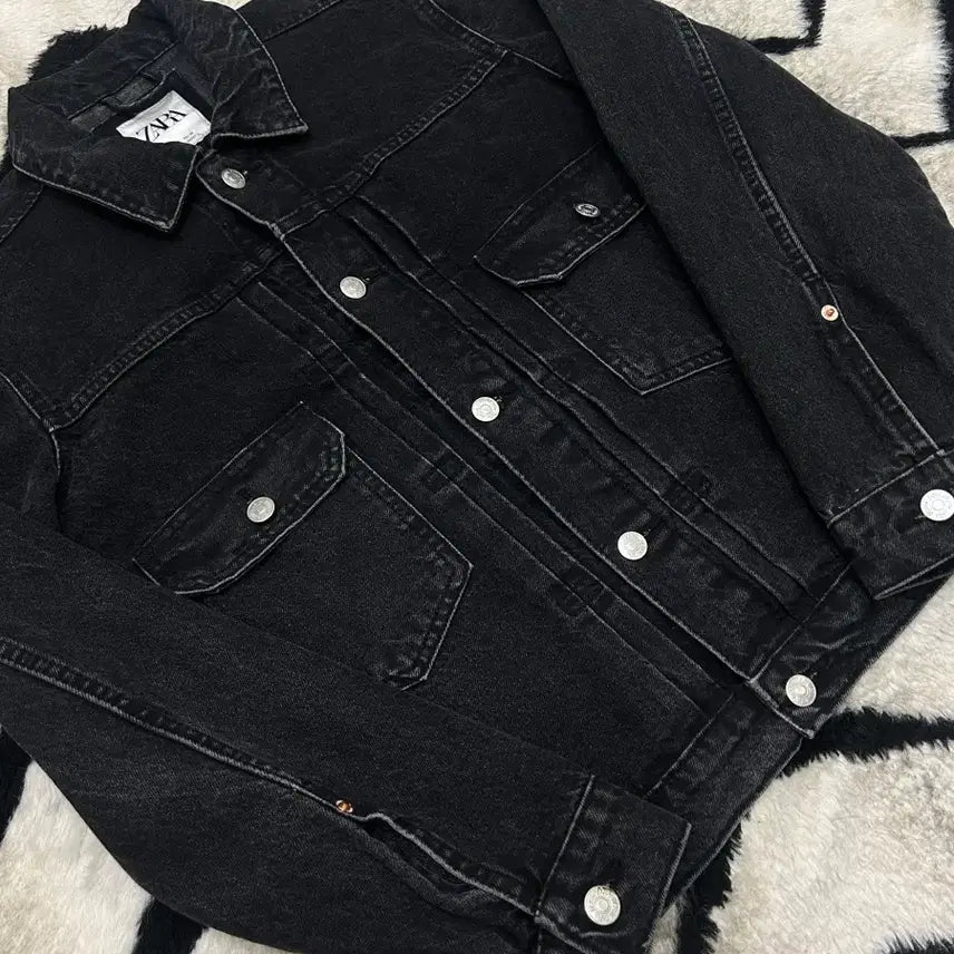 [BUNJANG] ZARA 2nd Generation Trucker Jacket/Black Denim / [한국M]ZARA 2세대 트러커 자켓/흑청