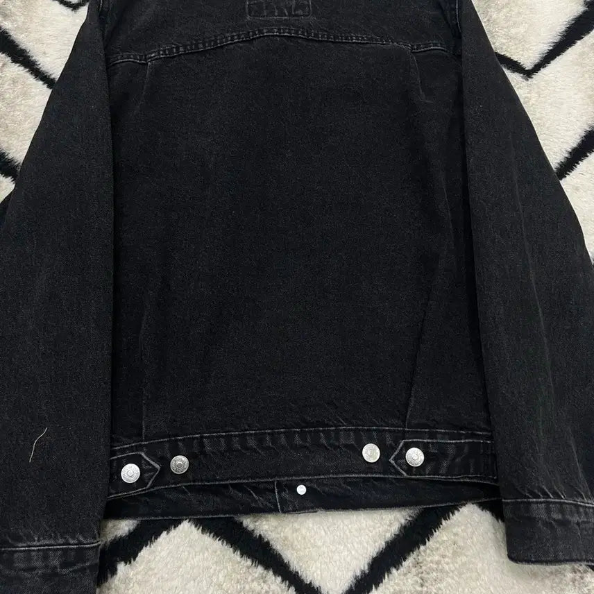 [BUNJANG] ZARA 2nd Generation Trucker Jacket/Black Denim / [한국M]ZARA 2세대 트러커 자켓/흑청