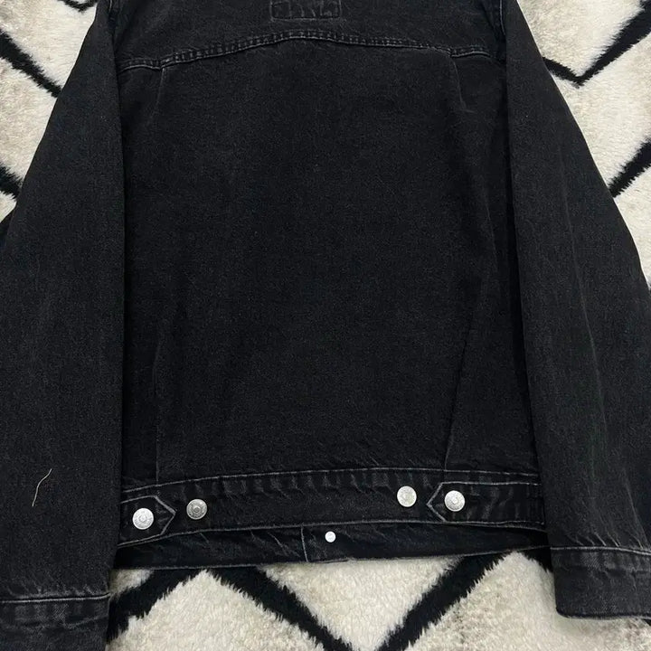 [BUNJANG] ZARA 2nd Generation Trucker Jacket/Black Denim / [한국M]ZARA 2세대 트러커 자켓/흑청