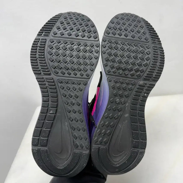 [BUNJANG] Nike Air Zoom Structure 25 Sneakers / (280)나이키 운동화 에어줌 스트럭쳐25 앤트러사이트