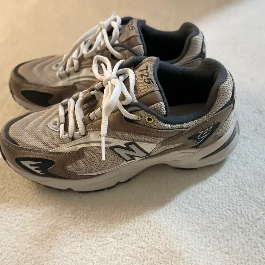 [BUNJANG] New Balance 725 Brown Cream Sneakers (240) / 뉴발란스 725 브라운크림 (240)