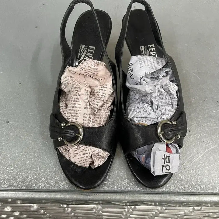 [BUNJANG] Ferragamo Gancini Slingback 8.5B / 페레가모 간치니 슬링백 8.5B (gr-3790)