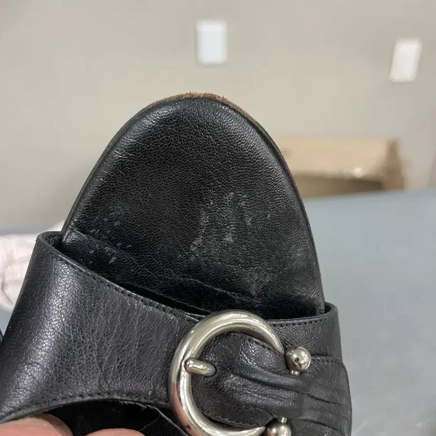 [BUNJANG] Ferragamo Gancini Slingback 8.5B / 페레가모 간치니 슬링백 8.5B (gr-3790)