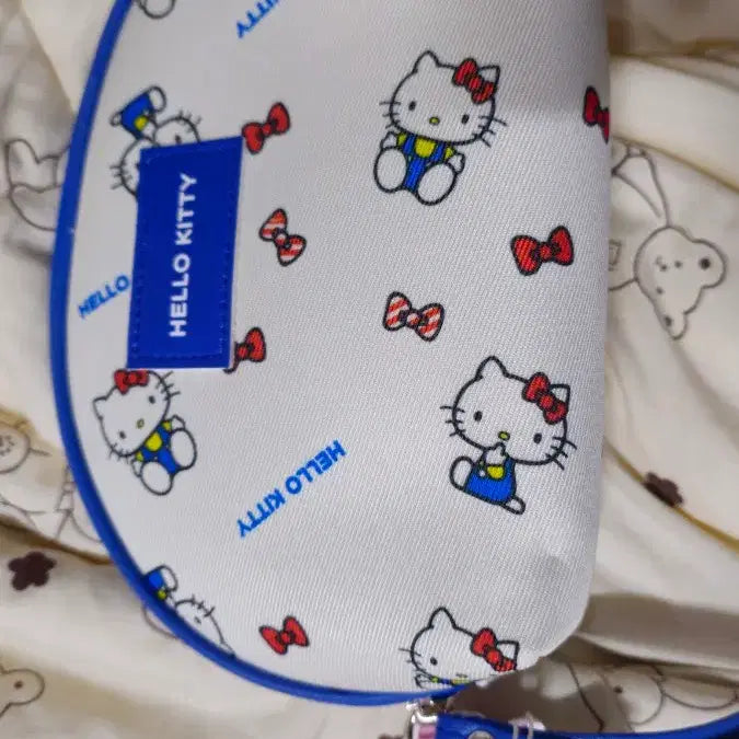 [SOLD OUT] 산리오 파우치 쿠로미 키티 등 다양하게 판매