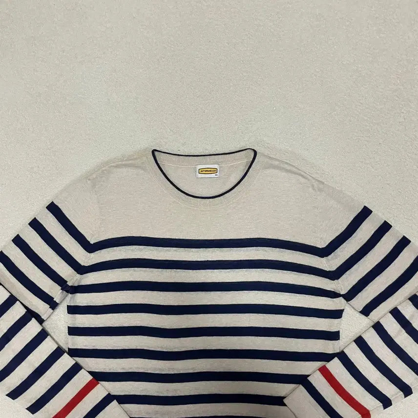 [BUNJANG] L Intermezzo Round Knit Sweater / L 인터메조 라운드 니트 B.910