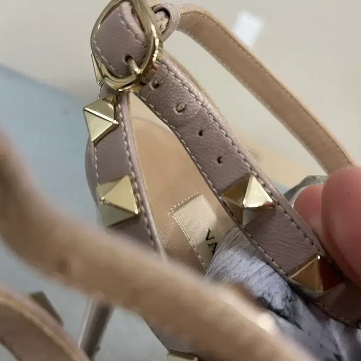 [BUNJANG] Valentino Rockstud Slingback Heels / 발렌티노 락스터드 슬링백 37 (gr-3794)