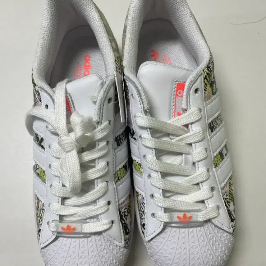 [BUNJANG] Adidas Superstar Bold Graffiti Print / 아디다스 슈퍼스타 볼드 그래피티 프린트