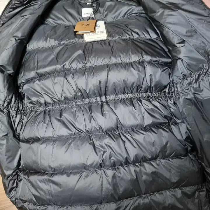 [BUNJANG] Burberry Aspen Black Goose Down Hooded Padded Jacket / 새제품)버버리 아스펜 블랙 후드 구스패딩 L77~88