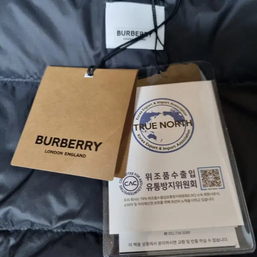 [BUNJANG] Burberry Aspen Black Goose Down Hooded Padded Jacket / 새제품)버버리 아스펜 블랙 후드 구스패딩 L77~88