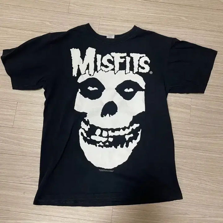 [BUNJANG] Missfits Vintage T-Shirt / 00s 미스피츠 빈티지 티셔츠 M