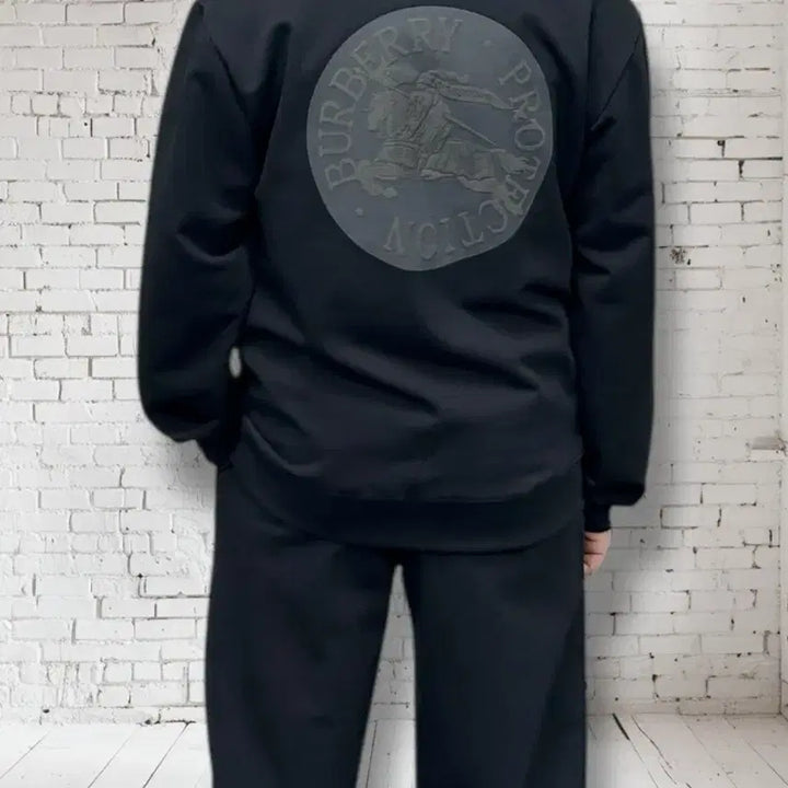 [BUNJANG] Burberry Embossed Training Set / 버버리 엠보 트레이닝 세트