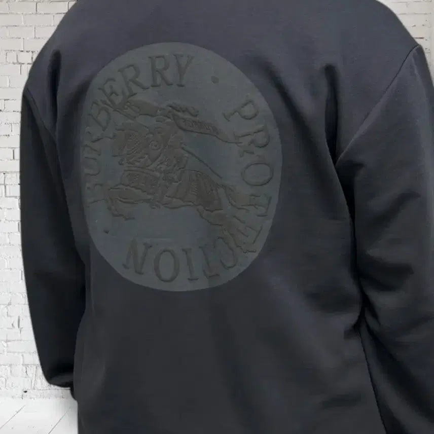 [BUNJANG] Burberry Embossed Training Set / 버버리 엠보 트레이닝 세트