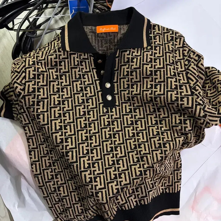 [BUNJANG] Raffinato Etoile Collar Knit / 라피나토 에뚜알  카라 니트