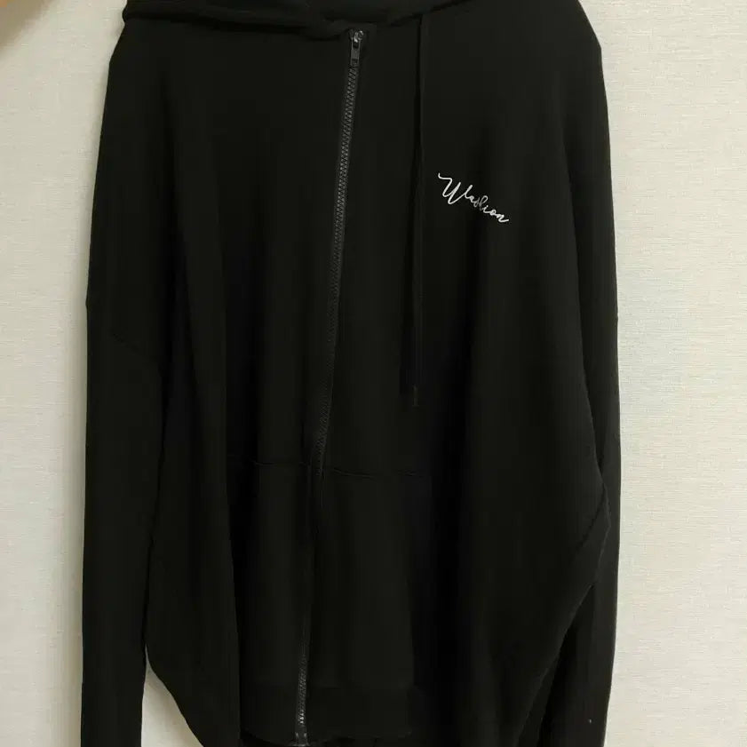 [BUNJANG] Ably Oversized Black Hooded Zip-up / 에이블리 오버핏 블랙 후드집업