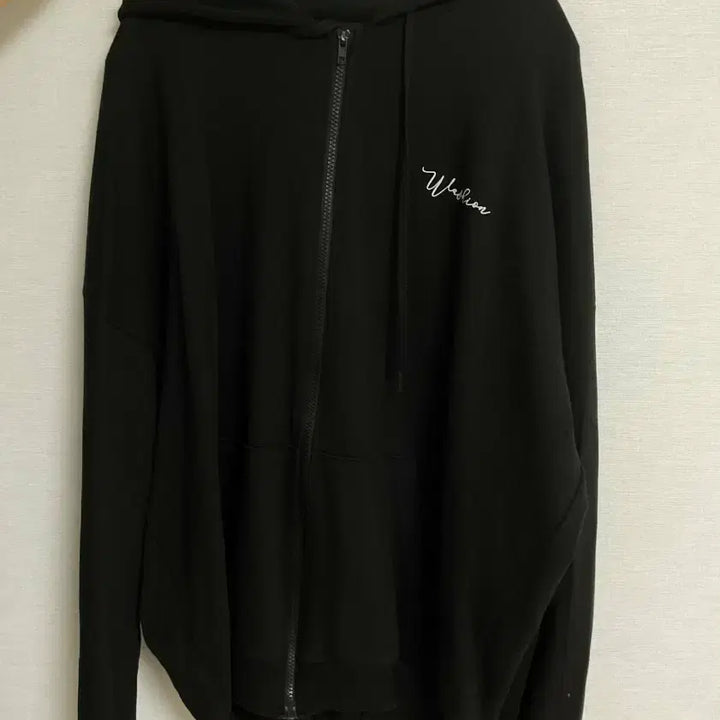 [BUNJANG] Ably Oversized Black Hooded Zip-up / 에이블리 오버핏 블랙 후드집업