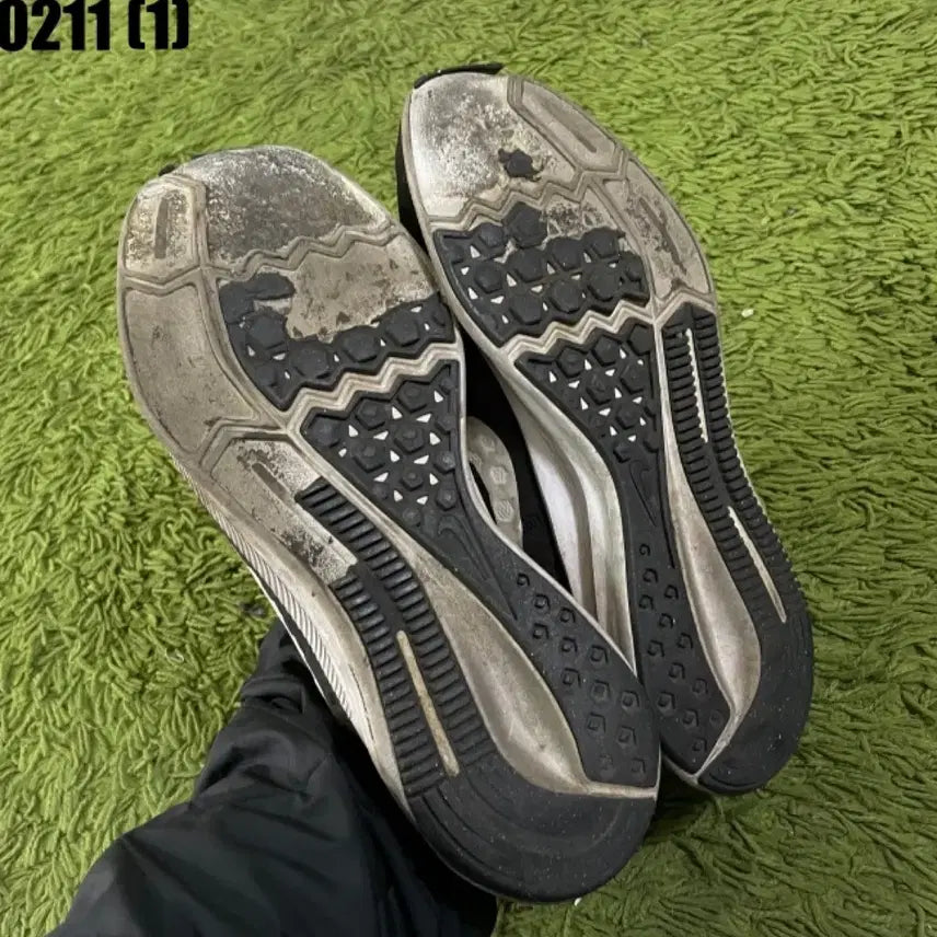 [SOLD OUT] 나이키 운동화 신발 265