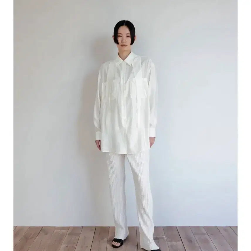 [SOLD OUT] 네세서리 Easy Pleats Pants (Ivory)