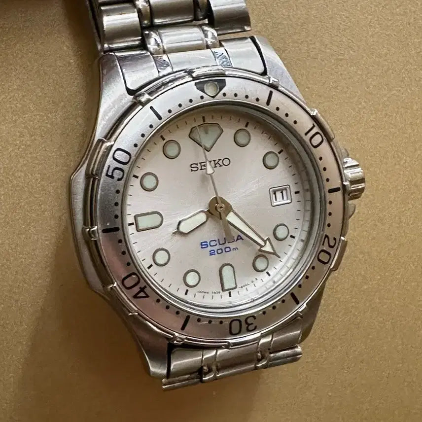 [SOLD OUT] 빈티지 세이코 7n35 다이버 37mm 은판 쿼츠