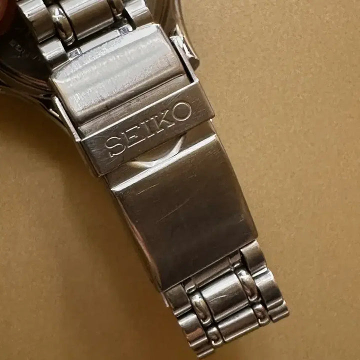 [SOLD OUT] 빈티지 세이코 7n35 다이버 37mm 은판 쿼츠