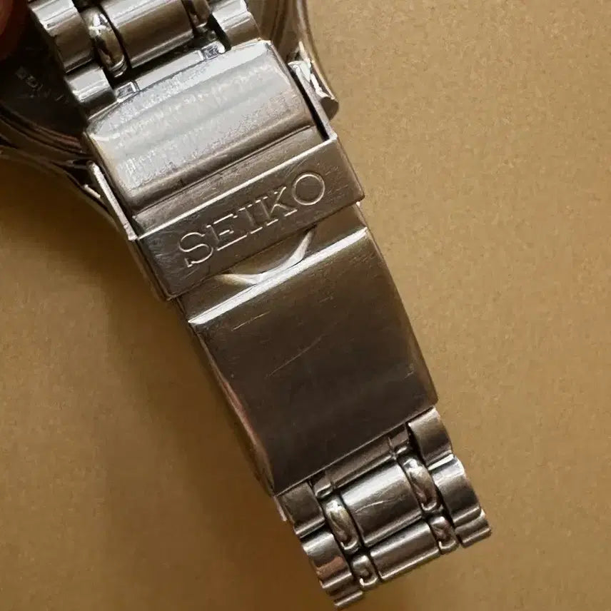 [SOLD OUT] 빈티지 세이코 7n35 다이버 37mm 은판 쿼츠