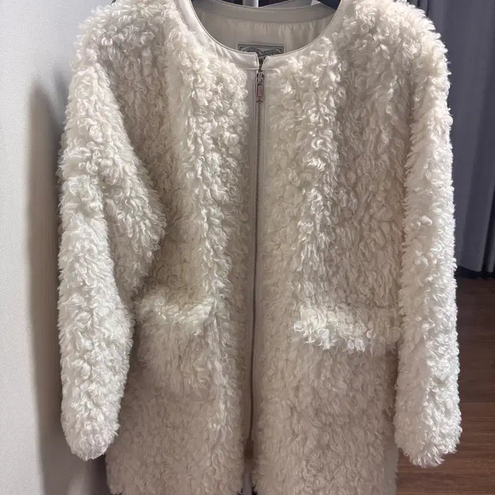 [BUNJANG] Outfit Shearling Fur Jacket / 아웃핏 시어링 퍼자켓 양털자켓 퍼자켓