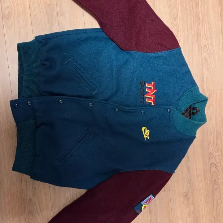 [BUNJANG] Nike NFL TNT Sports Varsity Jacket / 90s 나이키 NFL TNT 스포츠 바시티 자켓