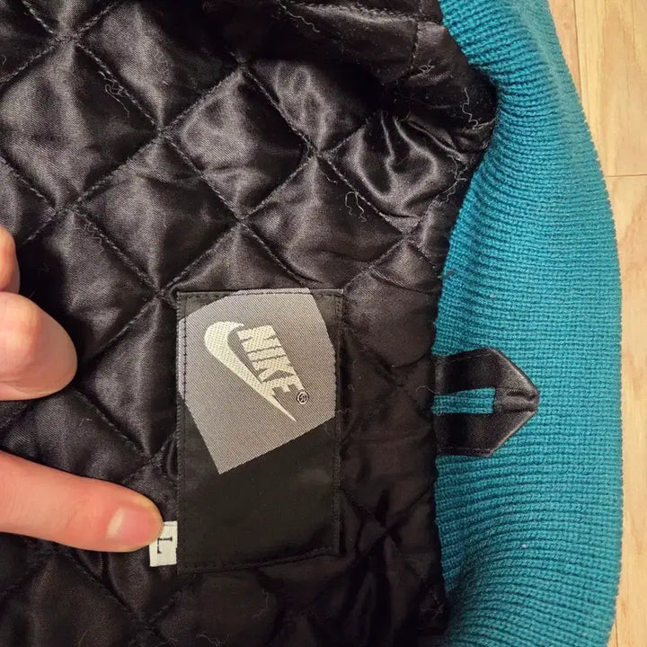 [BUNJANG] Nike NFL TNT Sports Varsity Jacket / 90s 나이키 NFL TNT 스포츠 바시티 자켓