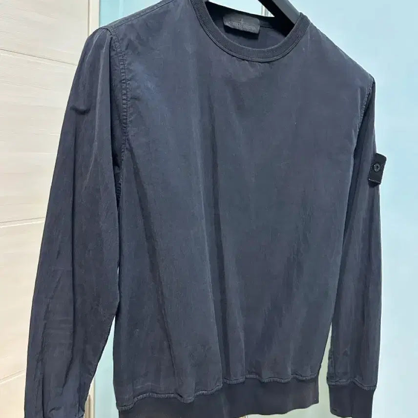 [SOLD OUT] 스톤아일랜드 고스트피스 나일론 맨투맨 s사이즈