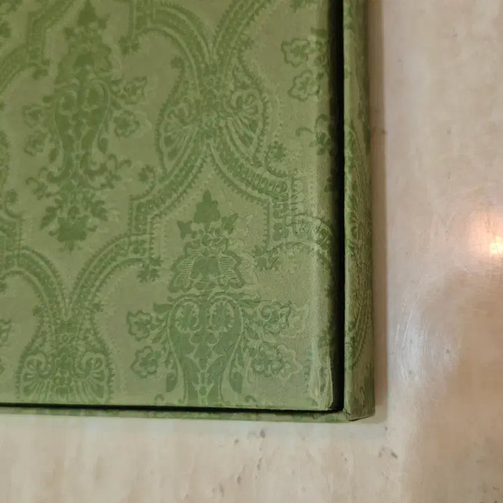 [BUNJANG] Gucci Box, Shopping Bag, and Booklet Set / [정품]구찌 박스+쇼핑백+북렛 풀 구성품,구찌 쇼핑백,구찌 지갑,구찌가방