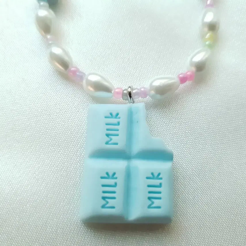 [BUNJANG] Handmade Blue Chocolate Pearl Keychain Phone Strap / 핸드메이드 블루 초콜릿 진주키링 폰스트랩