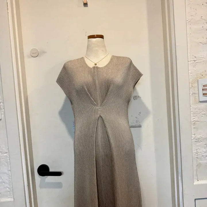 [SOLD OUT] 스피치오 원피스