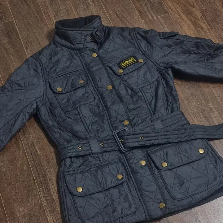 [BUNJANG] Barbour International Polarquilt Jacket Navy UK6 / 바버 인터네셔널 폴라퀼트 자켓 네이비 UK6 (44-44반)