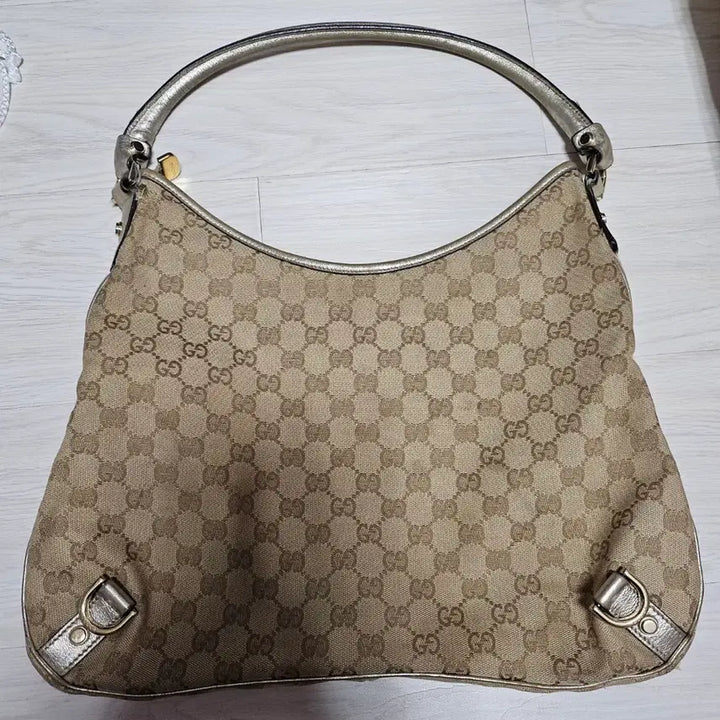 [BUNJANG] Gucci GG Pattern Tote Bag / 정품) 구찌 GG 패턴 토트백 판매합니다 (단종제품)