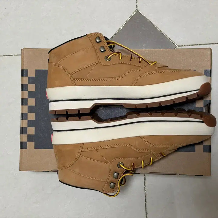 [BUNJANG] Vans Half Cab Timberland Sneakers / 반스 하프캡 팀버랜드