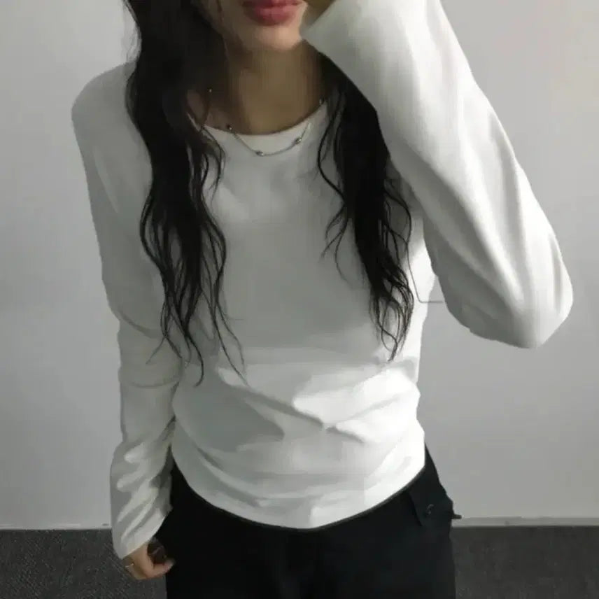 [BUNJANG] Soft Round Brushed Long Sleeve Inner T-shirt - Ivory / 소프트 라운드 기모 긴팔 라운드 이너티셔츠 아이보리