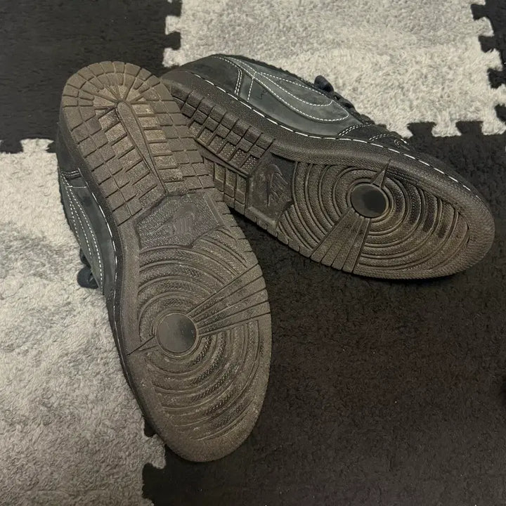 [BUNJANG] Jordan 1 x Travis Scott Black Phantom / 260 조던 1 x 트래비스스캇 블랙팬텀