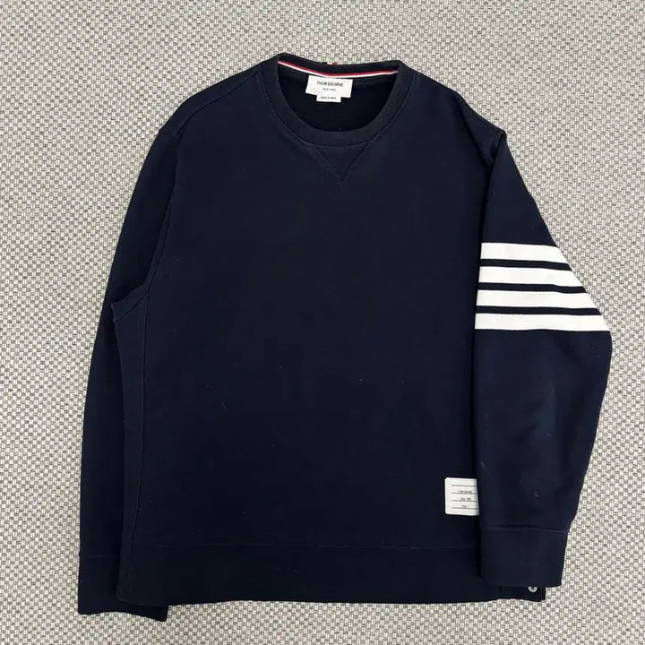 [BUNJANG] Thom Browne Crewneck Sweatshirt / [7]톰브라운 사선완장 맨투맨
