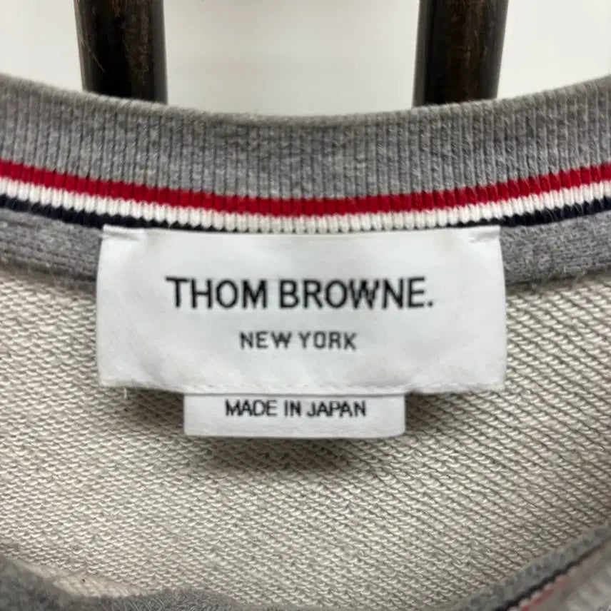 [BUNJANG] Thom Browne Crewneck Sweatshirt / [7]톰브라운 사선완장 맨투맨
