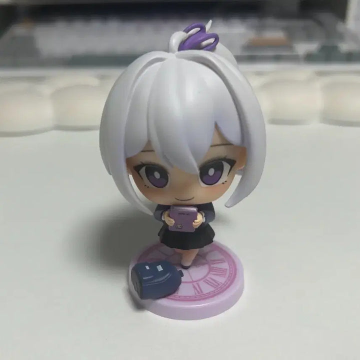 [BUNJANG] ISEGYE IDOL AINE Figure / 이세계아이돌 이세돌 아이네 피규어 판매