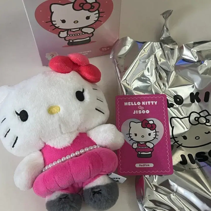 [BUNJANG] Blackpink Jisoo Hello Kitty Plush Keyring / 헬로키티x지수 콜라보 플러시 키링 레드핑크