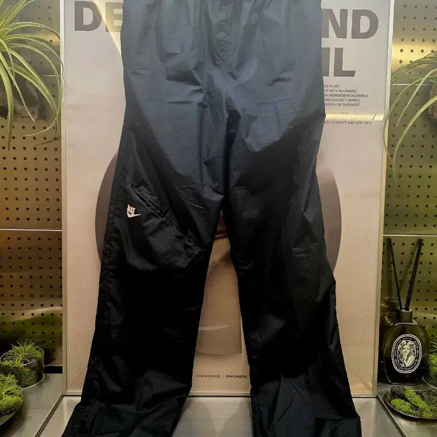 [BUNJANG] Nike Black Nylon Pants / 나이키 블랙 나일론 팬츠