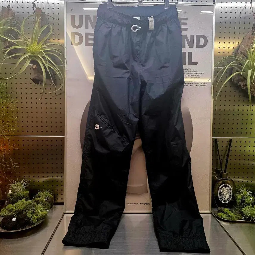 [BUNJANG] Nike Black Nylon Pants / 나이키 블랙 나일론 팬츠
