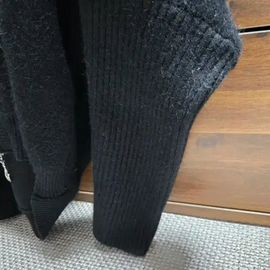[BUNJANG] Black Knit Cardigan - Women&
