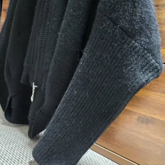 [BUNJANG] Black Knit Cardigan - Women&