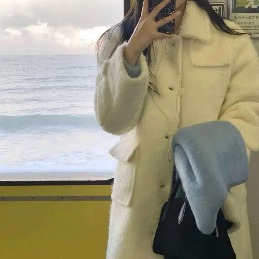 [BUNJANG] Hwanyoo Dear Winter Sapporo Quilted Coat Ivory / 화니유 디어 윈터 삿포로 누빔 코트 아이보리