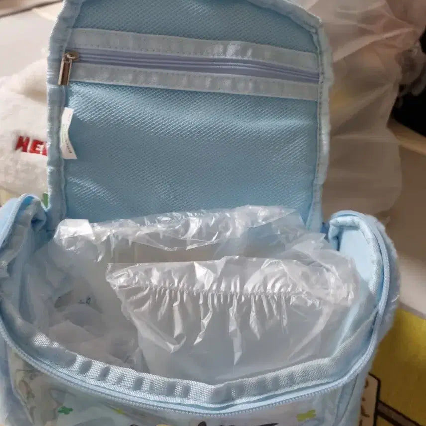 [BUNJANG] Sanrio Hello Kitty/Pochacco Pouch / 산리오 헬로키티/포차코 퍼 파우치