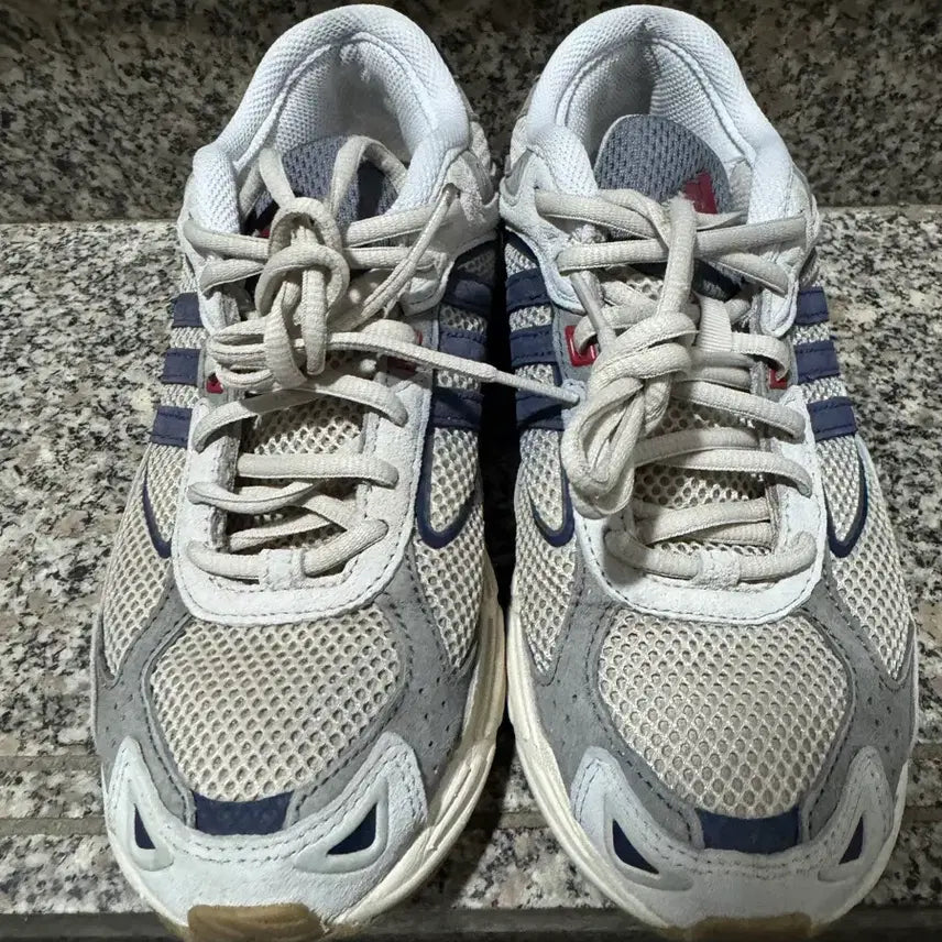 [BUNJANG] Adidas Response 240 Sneakers / 아디다스 리스폰스 240 사이즈