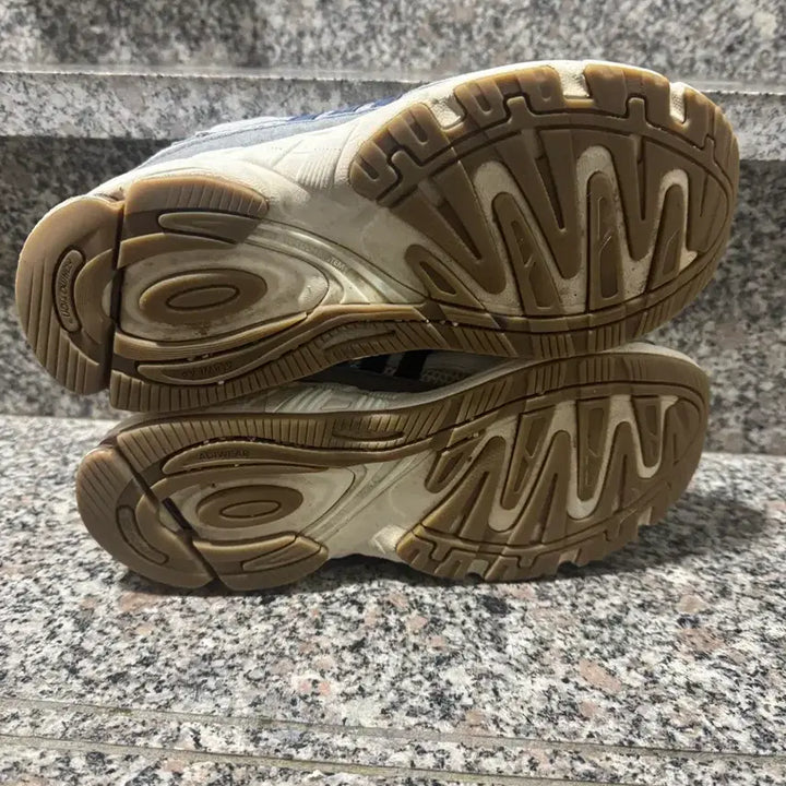 [BUNJANG] Adidas Response 240 Sneakers / 아디다스 리스폰스 240 사이즈