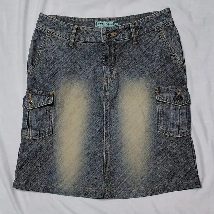 [BUNJANG] Betty Boop Denim Mini Skirt (Size 66) / 할인!! 베티붑(Betty Boop) 정품 카고 데님 미니스커트 (66)
